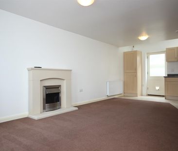 1 bed Terraced House for let - Photo 5