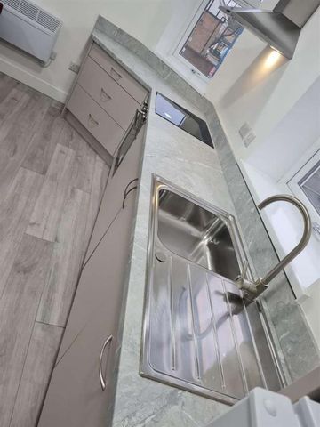 A Windmill Lane, Smethwick, B66 - Photo 5