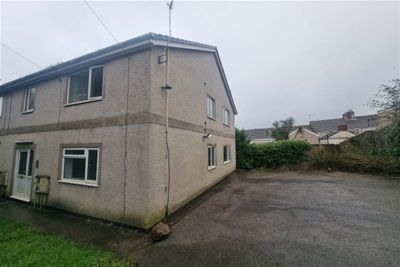 St. Ledgers Crescent, Abertawe, SA1 - Photo 2