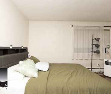 254 17th Street East, North Vancouver (Upper Level) - Photo 6