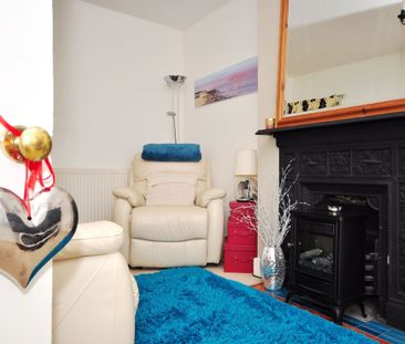 2 bedroom terraced house to rent - Photo 6