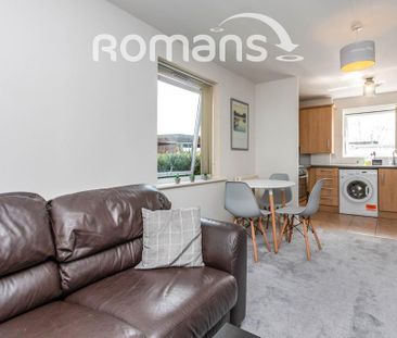 1 bedroom flat to rent - Photo 2