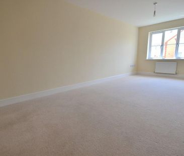 2 bedroom semi-detached bungalow to rent - Photo 1