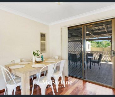 Welcome to 15 Haddington Drive! - Photo 2