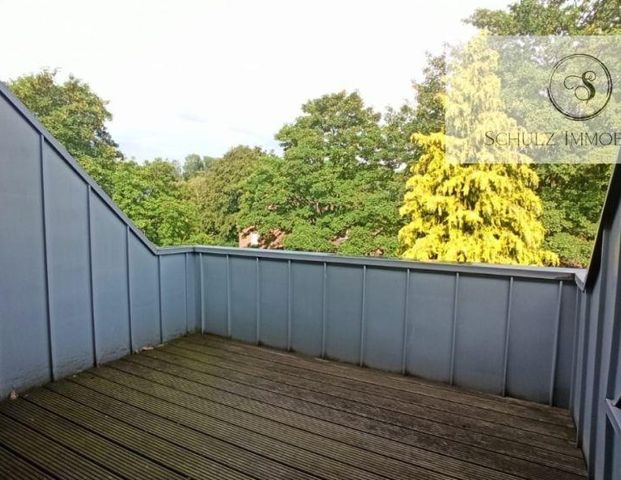 Exklusive DG-Wohnung im historischen Zwiebelturm, kernsaniert 2011, mit Dachterrasse - Photo 1