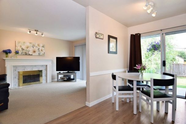 $2450 / 4 BED – 2000FT2 - Photo 1