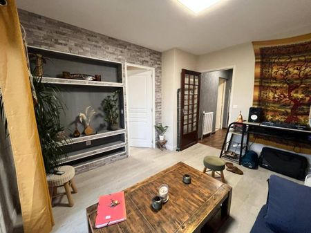 Location appartement t6 et plus 3 pièces 50 m² à Rodez (12000) - Photo 2