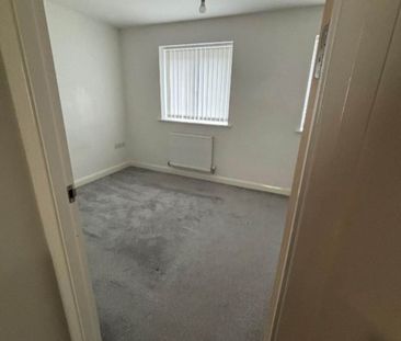 Chedlin Drive, Manchester - Photo 3