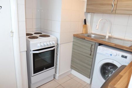 1 bedroom flat to rent - Photo 3