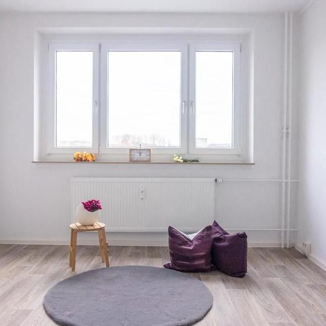 3-Raum-Wohnung mit Balkon in familienfreundlicher Umgebung - Photo 1