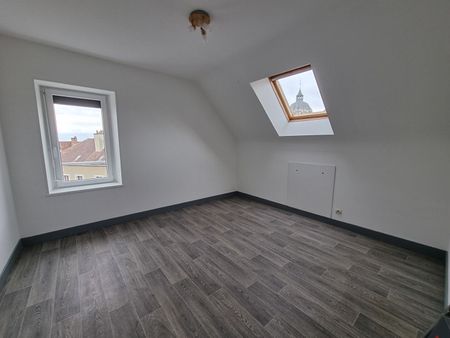 Location Maison 3 pièces 75m² - Photo 5