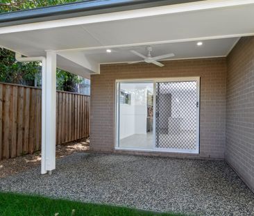 53 Geoff Wolter Drive, Molendinar, Qld 4214 - Photo 5