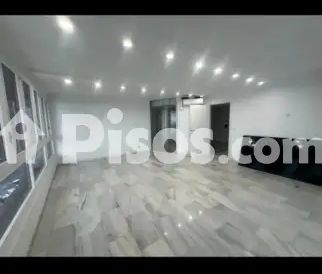 Piso en alquiler en Centro Tradicional - Foto 1
