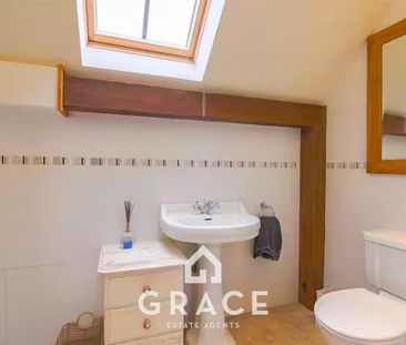 2 bedroom barn conversion to rent - Photo 1