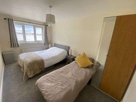 2 bedroom apartment to rent - Photo 5