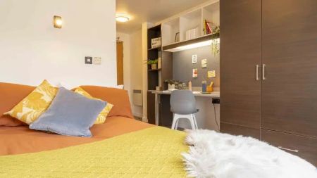 Silver En Suite - Photo 5