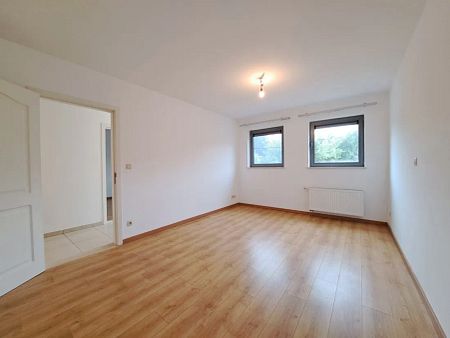 Mooi ruim gelijkvloers appartement te Oudsbergen - Foto 2