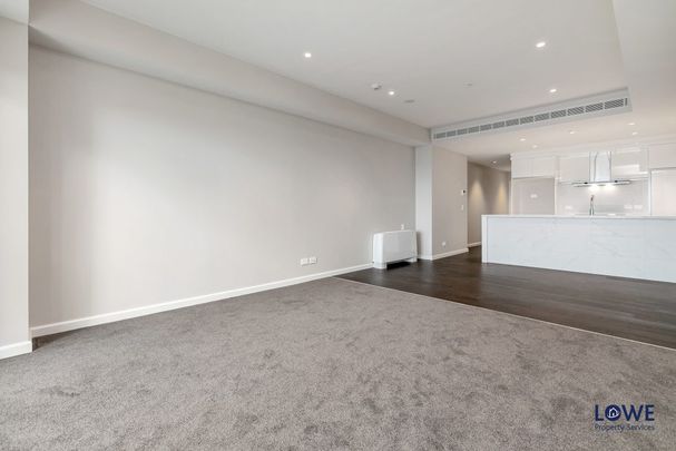 Penthouse 2 Level 2 Bedroom Executive Apartment With Amazing Views. - Photo 1