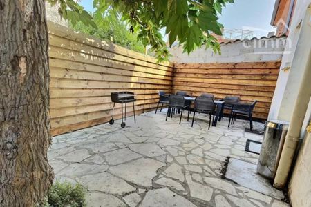 Superbe maison rénovée vue mer - Photo 4