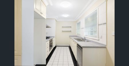 Large family home in peaceful Cul-de-Sac Location - Photo 4