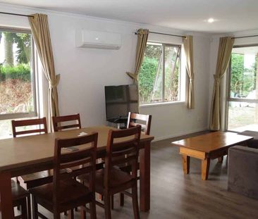 Spacious Family Home in Parkhaven - Photo 1