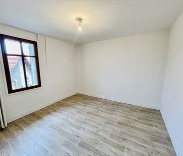 Location Appartement 3 pièces 60m² CHATELLERAULT 86100 - Photo 5