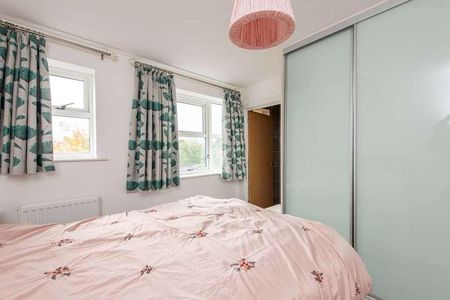 Wilkes Close, Mill Hill East, NW7 - Photo 3