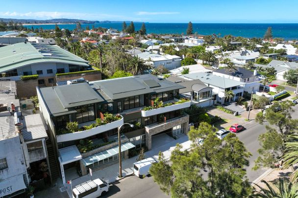 Collaroy, 17 Anzac Avenue - Photo 1