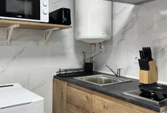 Calle Rosa, Getafe, Community of Madrid 28903