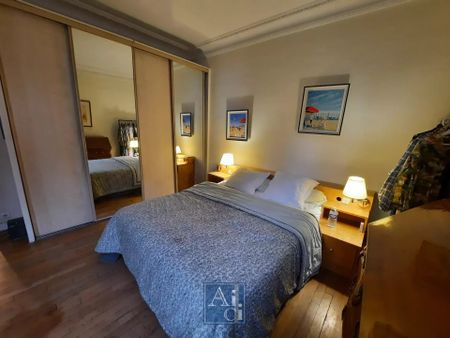 Location Appartement 3 pièces 84m² PARIS 16ème - Photo 4