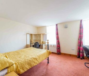 2 Neville Terrace - Photo 4