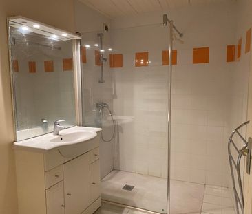 Location Appartement 1 pièce 40m² JARNAC 16200 - Photo 5