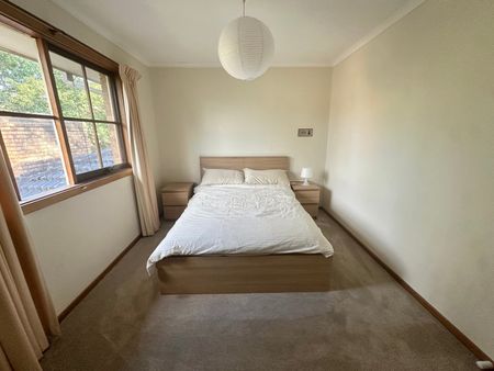 Doncaster East - Photo 2