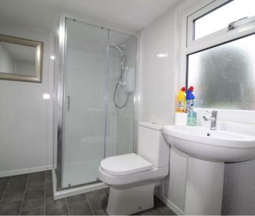 4 bedroom house of multiple occupation to rent - Photo 4