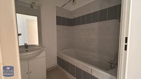 Location Appartement 3 pièces 54m² BAGNOLS SUR CEZE 30200 - Photo 4