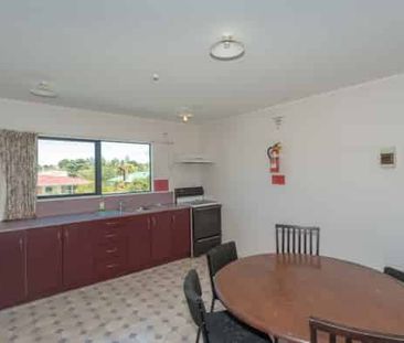 Furnished Studio Unit - Photo 3