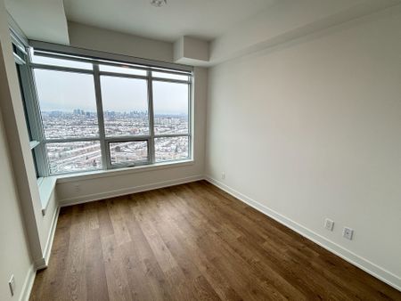 For Lease - 30 Upper Mall Way Unit# 2801, Vaughan, Ontario - Photo 5