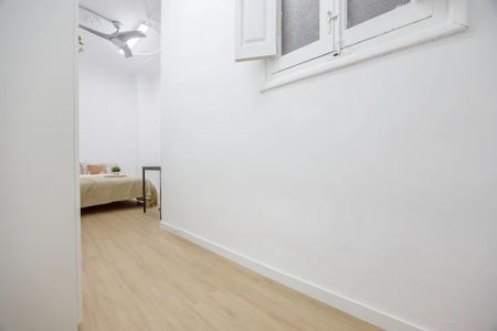 Carrer de Ribera, Valencia, Valencian Community 46002 - Photo 2