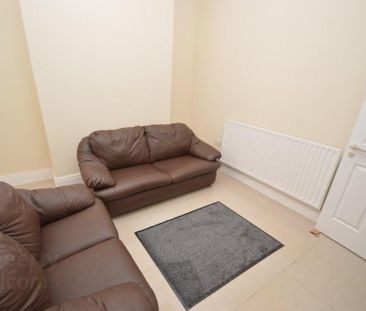 84 Cromwell Road, Belfast, BT7 1JY - Photo 1