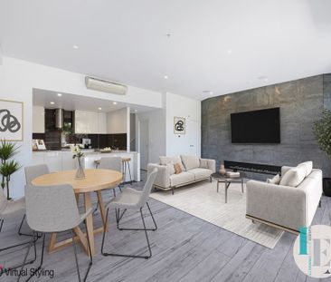 Exceptional double story townhouse in the vibrant heart of the CBD - Photo 3