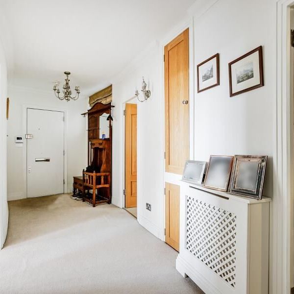 3 Bedroom Flat To Let - Photo 1