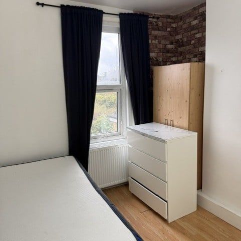 1 Bed Flat, High Road, N15 - Photo 1