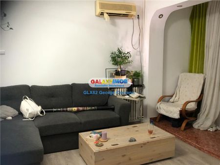 Inchiriere apartament 3 camere Universitate Balcescu bloc solid - Fotografie 3