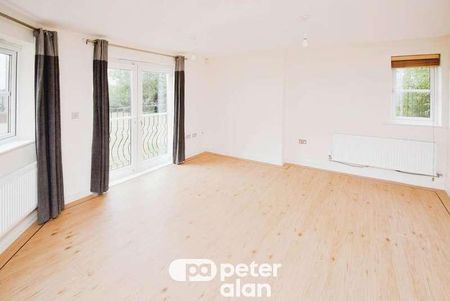 Amelia Way, Newport, NP19 - Photo 2