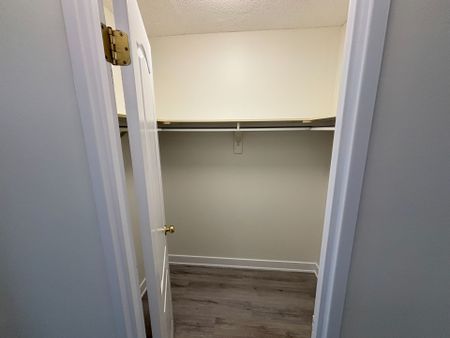 For Lease - 135 Pond Drive Unit# 1106, Markham, Ontario - Photo 5