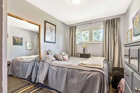 1007 89 Avenue Southwest, Calgary - Photo 4