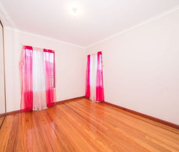 13 Keith Crescent, Broadmeadows, VIC 3047 - Photo 3