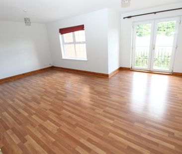 11 Pipers Field, Dundonald, Belfast, BT16 2AB - Photo 2