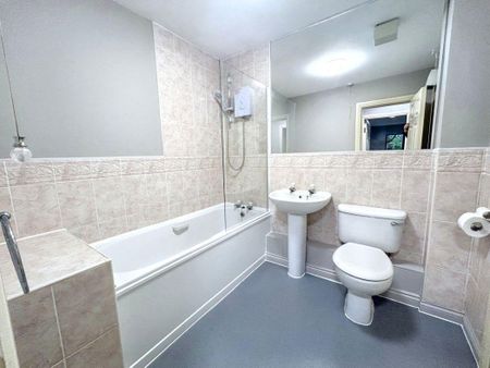 Williams Park, Benton, Newcastle upon Tyne, Tyne and Wear, NE12 8BL - Photo 5