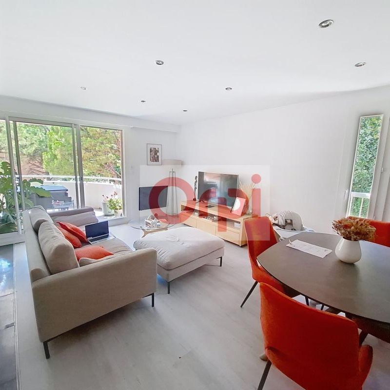 Location Appartement 4 pièces Meublé 90m² ST LAURENT DU VAR 06700 - Photo 1